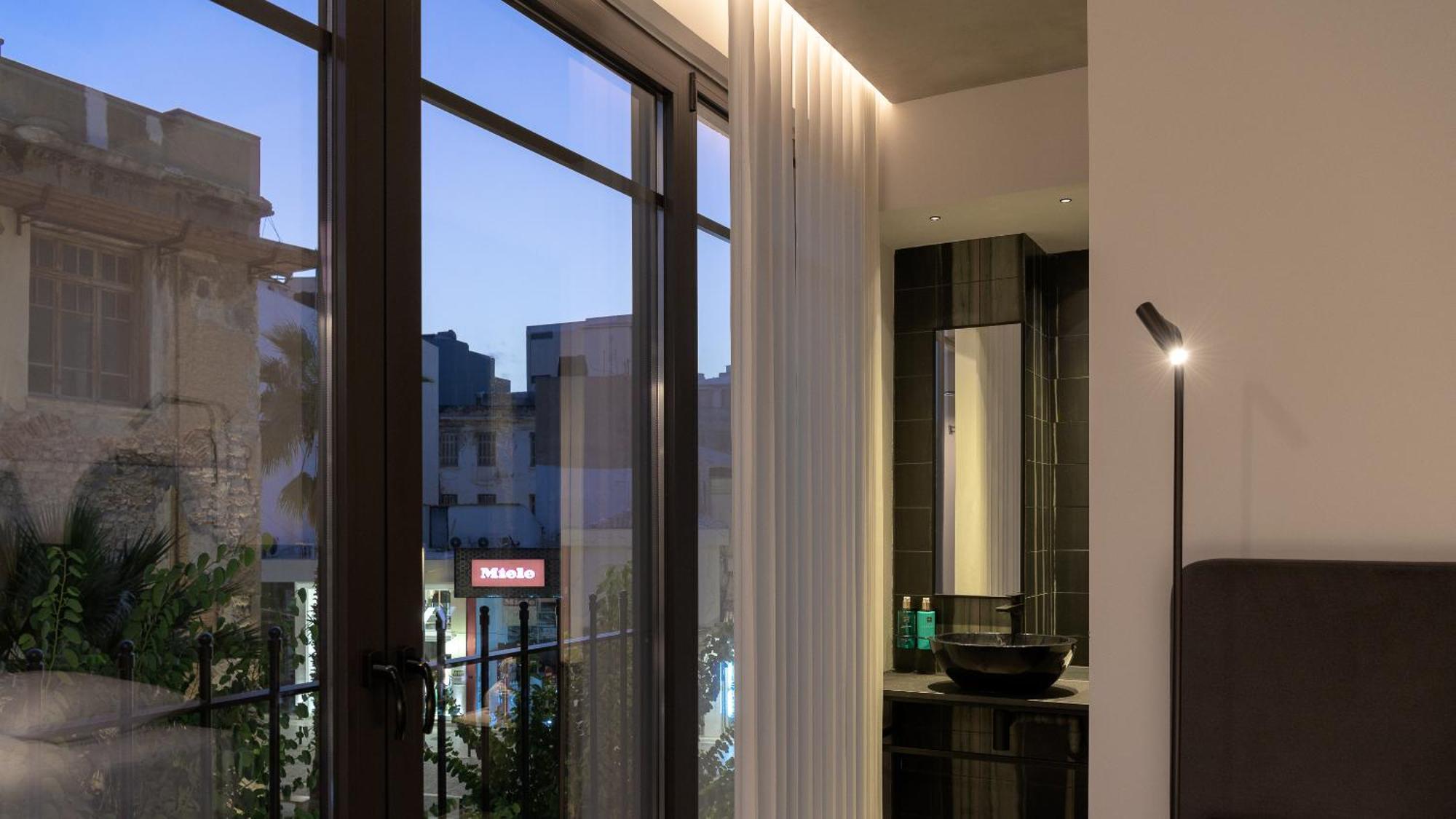 Pleiades Urban Stay By Semavί Iraklio Exterior foto