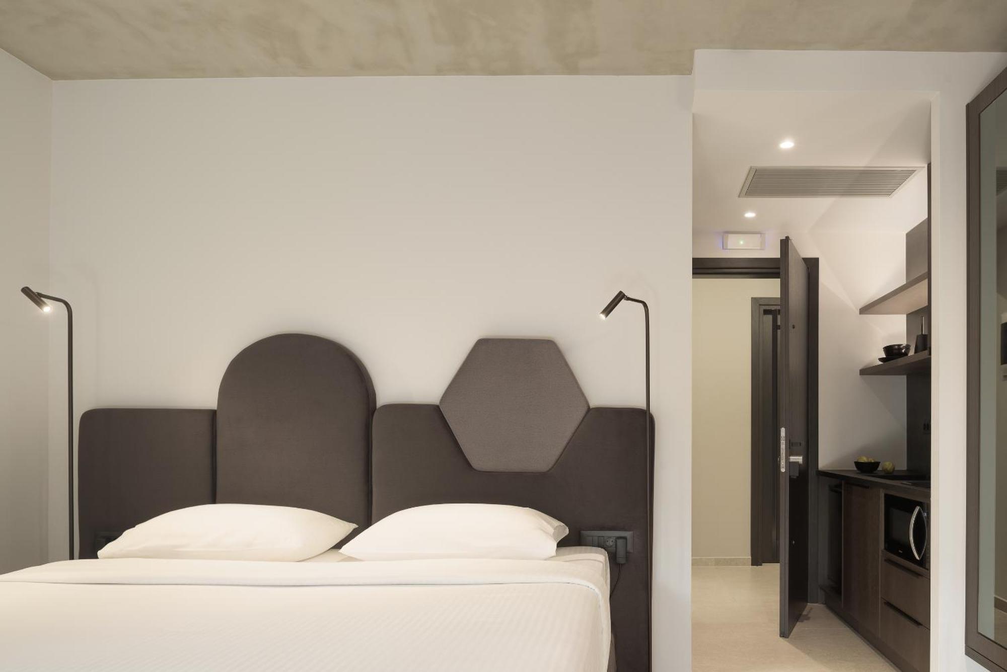 Pleiades Urban Stay By Semavί Iraklio Exterior foto